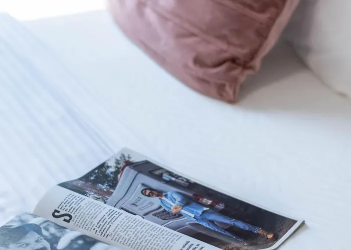 Apartment Break Spot No2 *