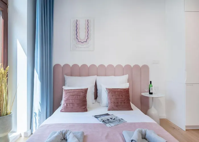 Apartment Break Spot No2